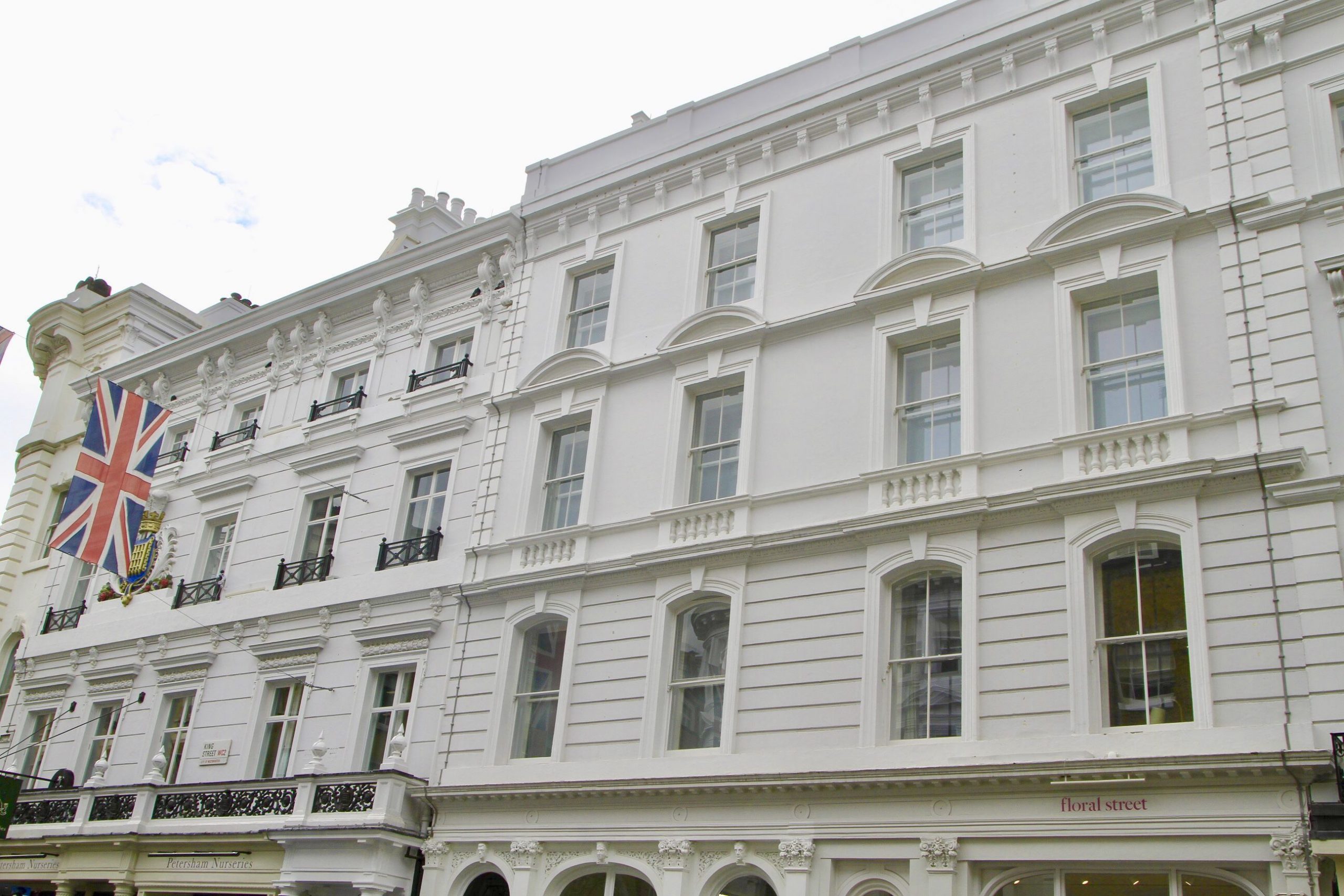 Easy-clean sash windows: Specifying sash windows without the maintenance compromise