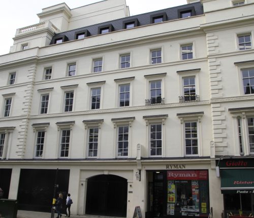 Bloomsbury Plaza traditional spring sash windows