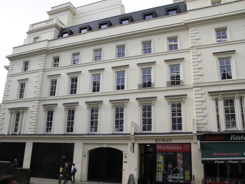 Bloomsbury Plaza traditional spring sash windows