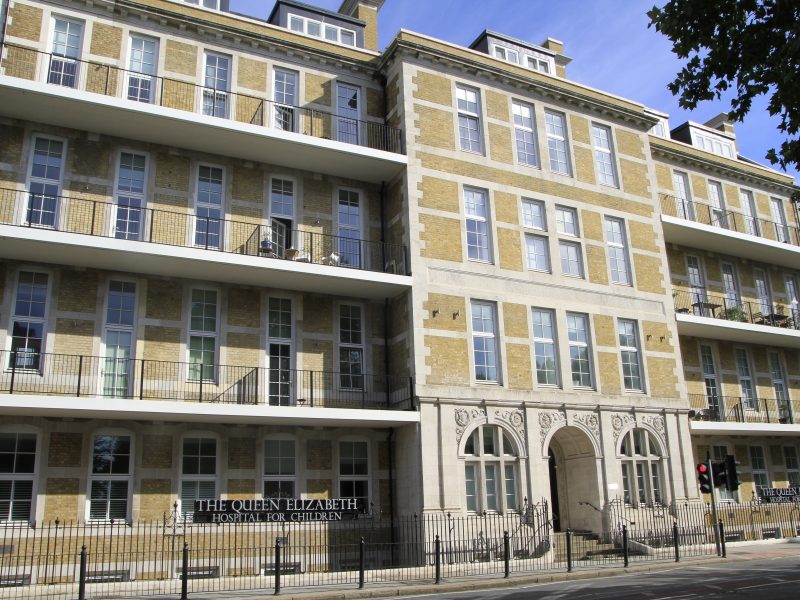 Timber lift and slide doors Queen Elizabeth Children's Hospital