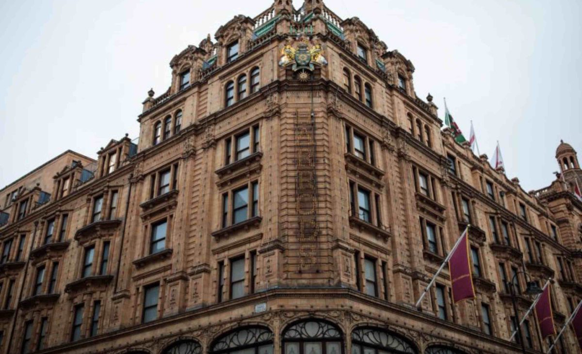 Harrods Knightsbridge building