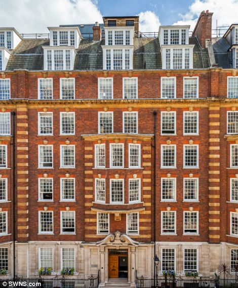 35 Old Queen Street traditional sash windows